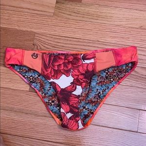 Maaji patterned reversible bikini bottoms